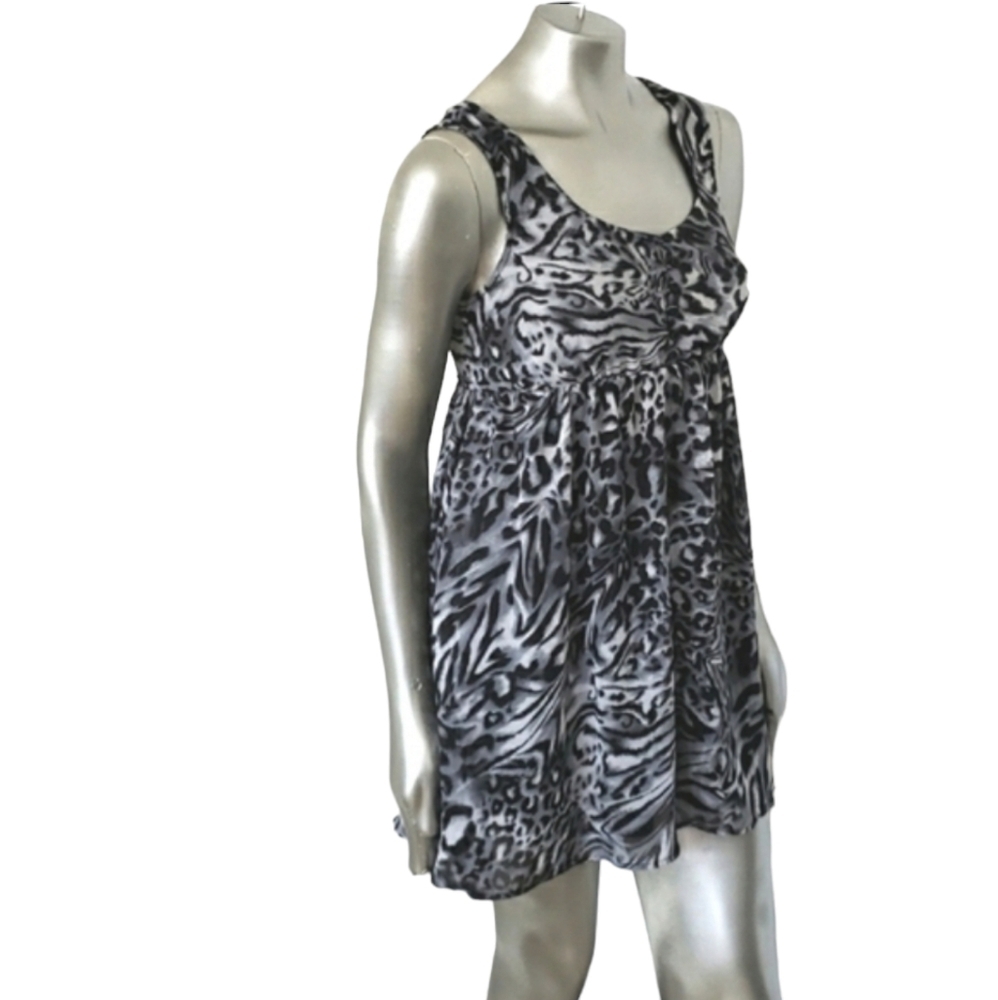 🪻BOGO🪻 B&W‎ Animal Print Dress Size M Like New!